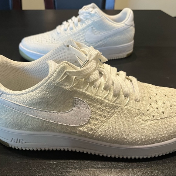 Nike Air Force One - Fly Knit - Low men’s size 11.5 - Picture 2 of 9
